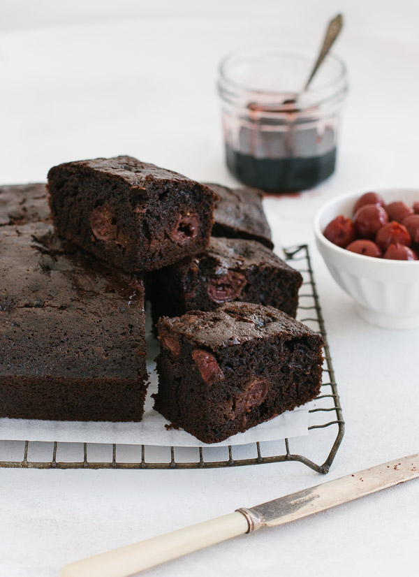 Quick-to-make moist chocolate cherry cake (dairy-free) | rosechocolatier.com