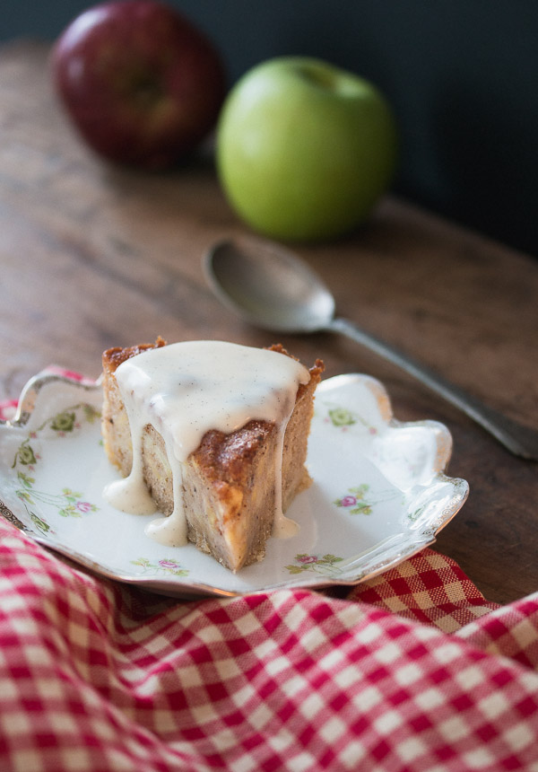 This simple cake slice drizzled with vanilla sauce makes the perfect treat for an autumn dessert.