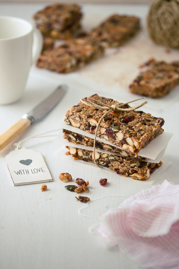 Versatile and healthy homemade granola bars, packed with your favorite ingredients. | rosechocolatier.com