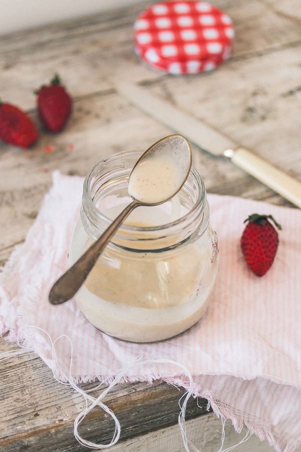 Easy 3-ingredient vanilla sauce | rosechocolatier.com