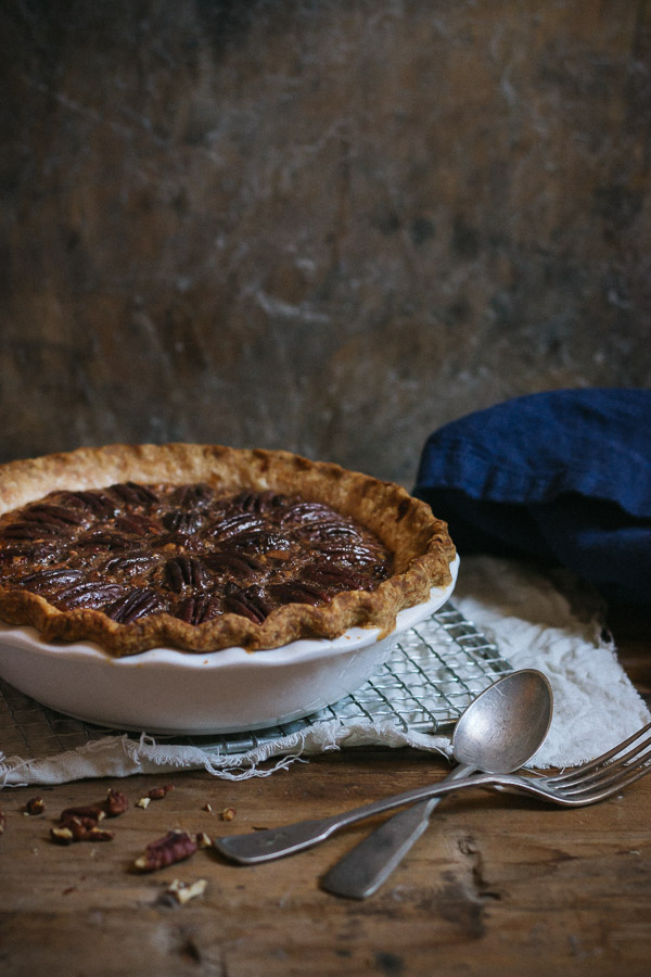 Gooey, crunchy, and full of flavor classic pecan pie recipe | rosechocolatier.com