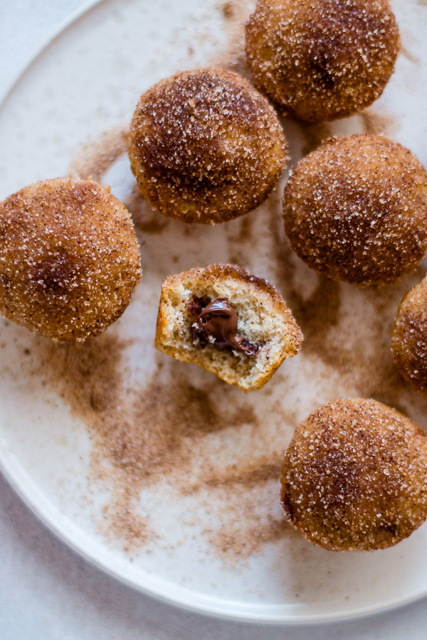 Nutella-Stuffed Cinnamon Sugar Muffins