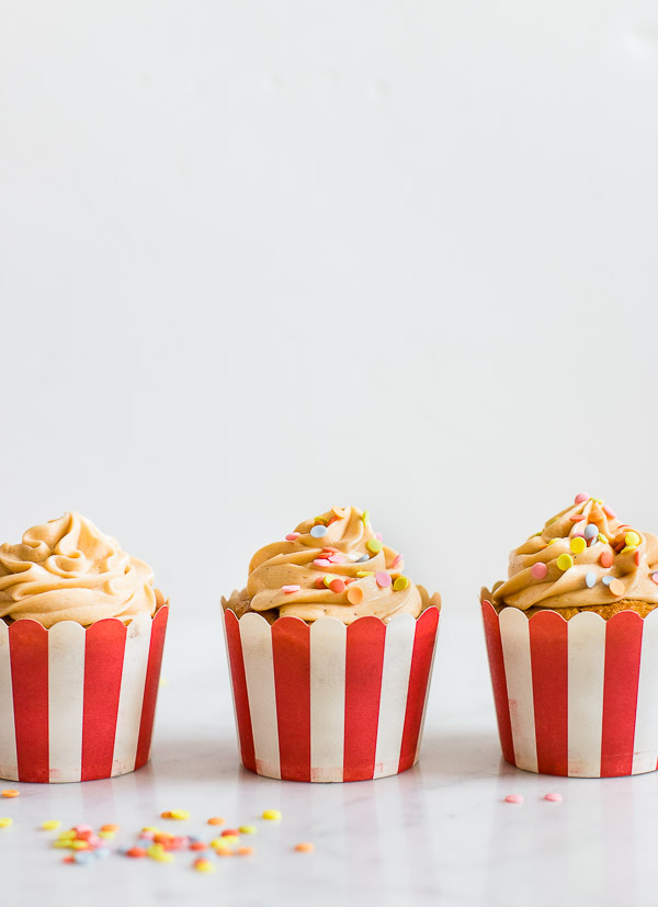 AMAZING Apple Toffee Cupcakes