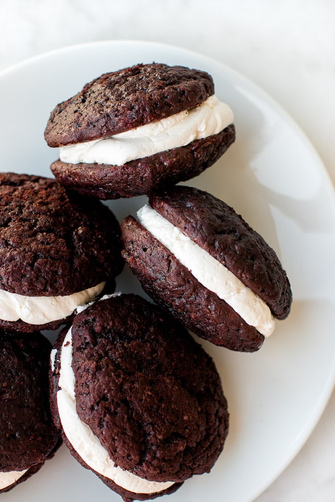 classic chocolate whoopie pies