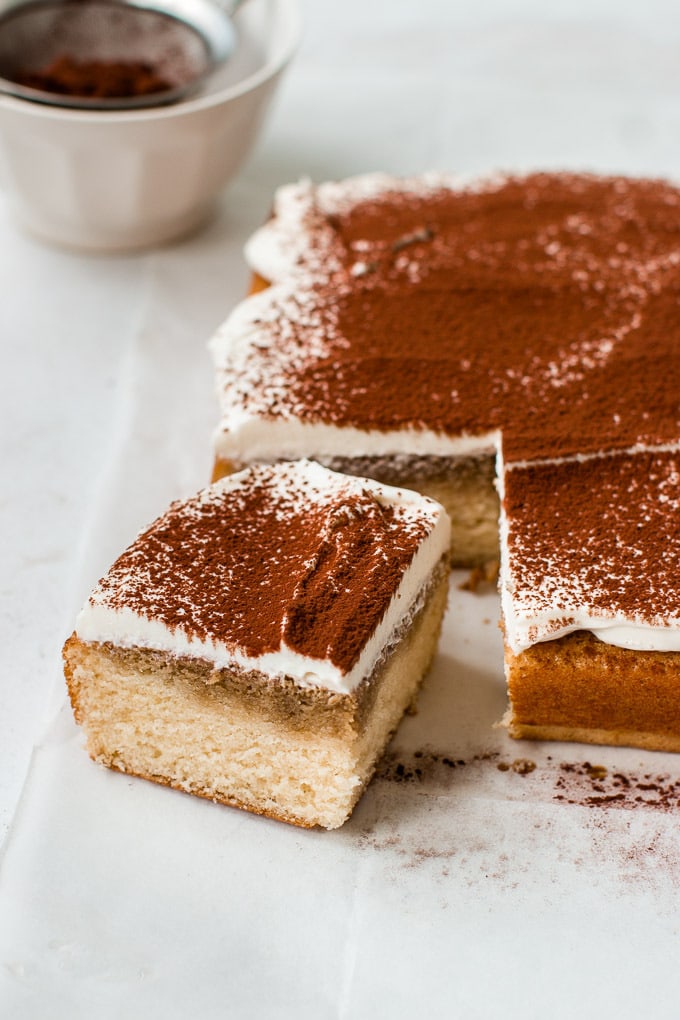 tiramisu cake