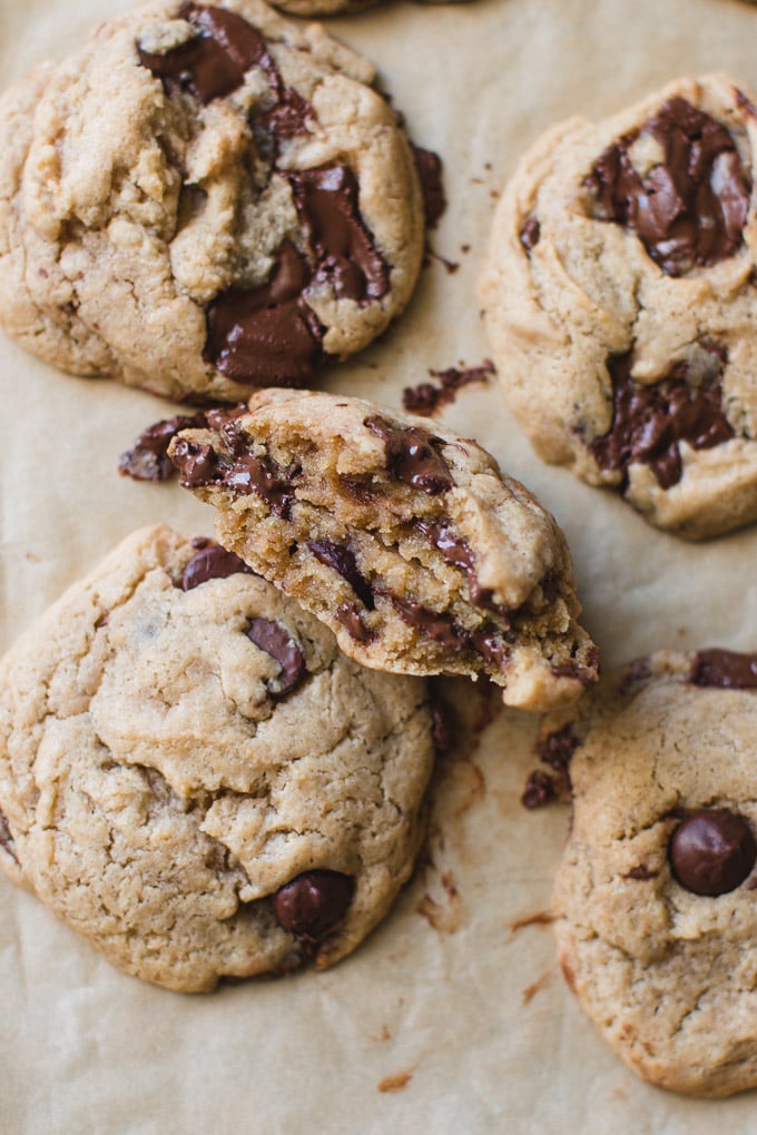 tahini chocolate chip cookies