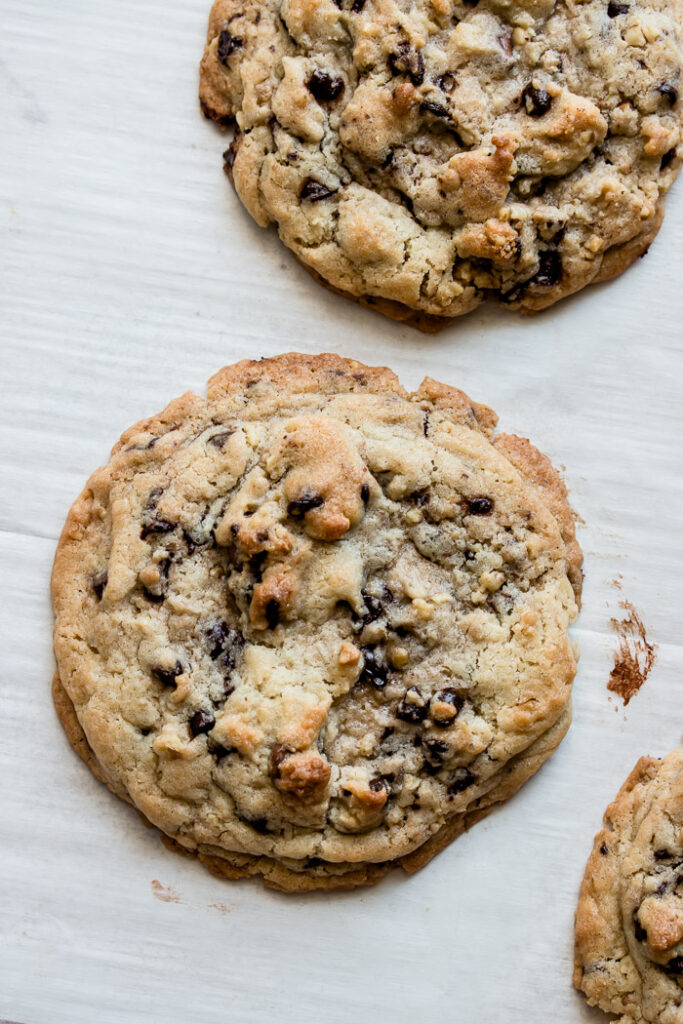 Giant Chocolate Chip Cookies