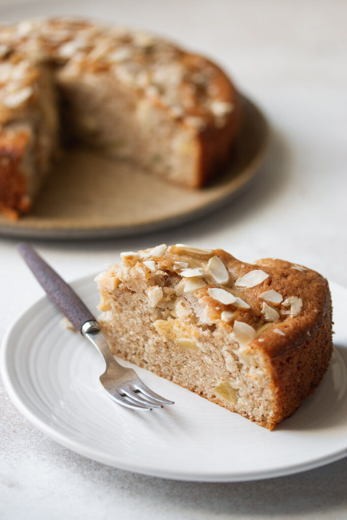 Easy Apple Cake