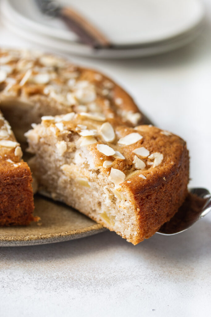 Easy Apple Cake