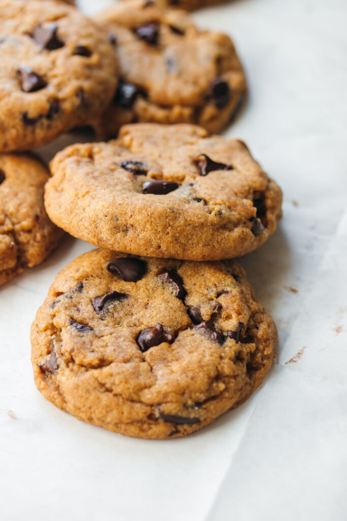 Chewy Pumpkin Chocolate Chip Cookies