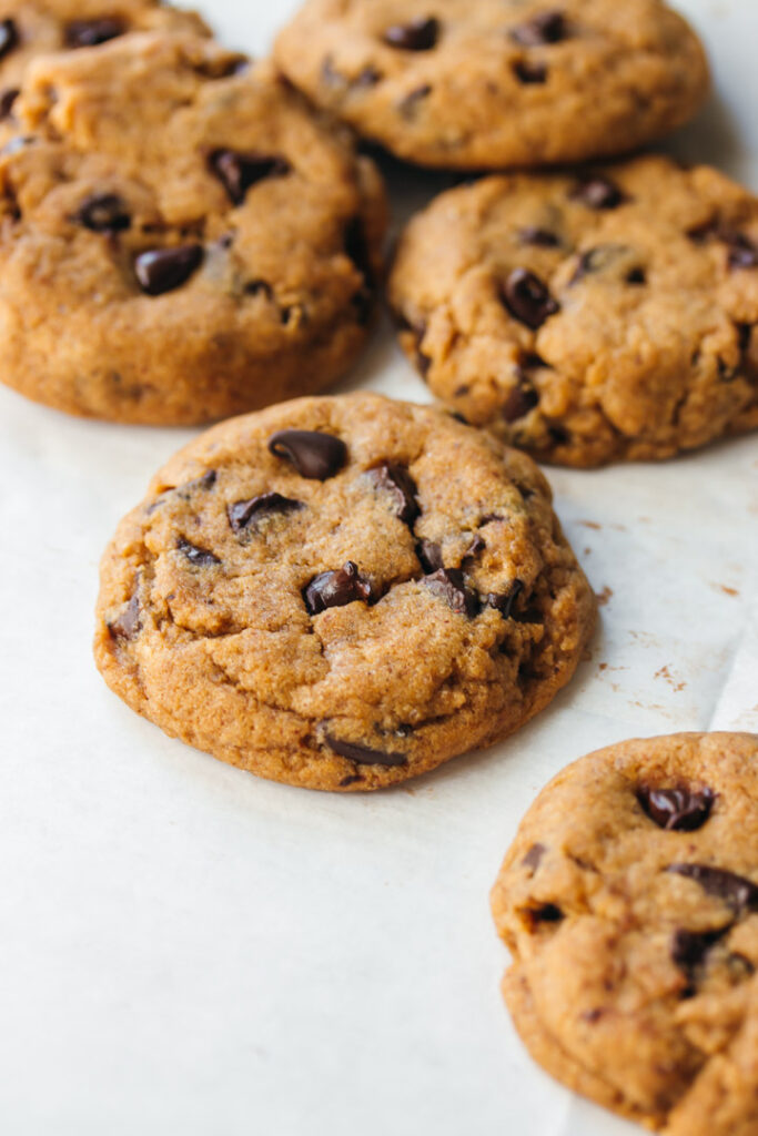 Chewy Pumpkin Chocolate Chip Cookies