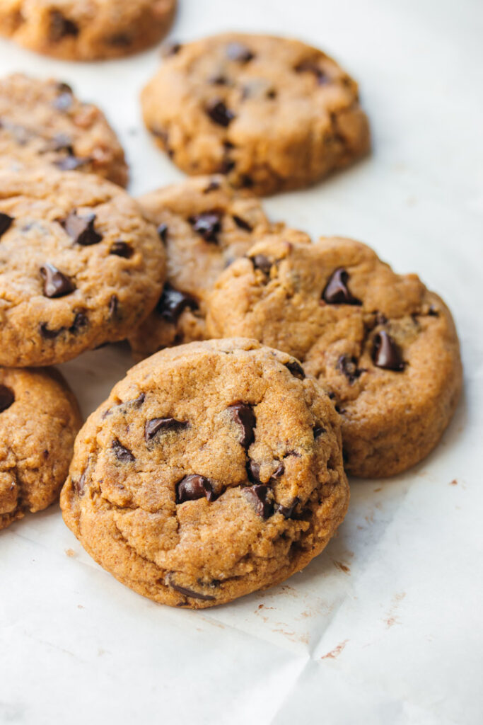 Chewy Pumpkin Chocolate Chip Cookies