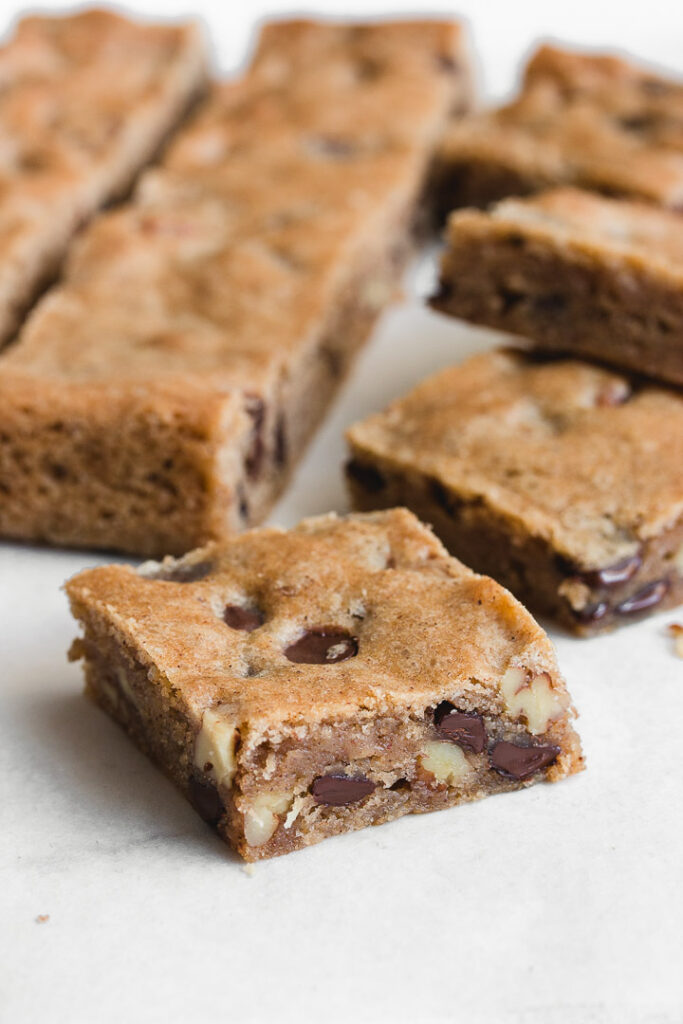 Cinnamon Blondies