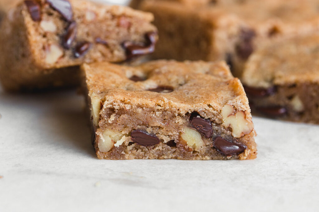 Cinnamon Blondies