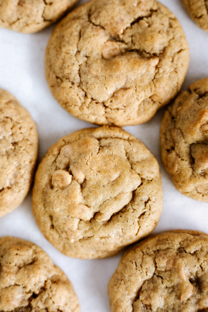 chewy peanut butter cookies