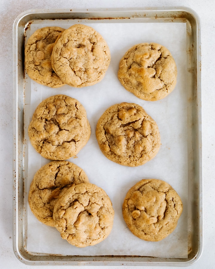 chewy peanut butter cookies