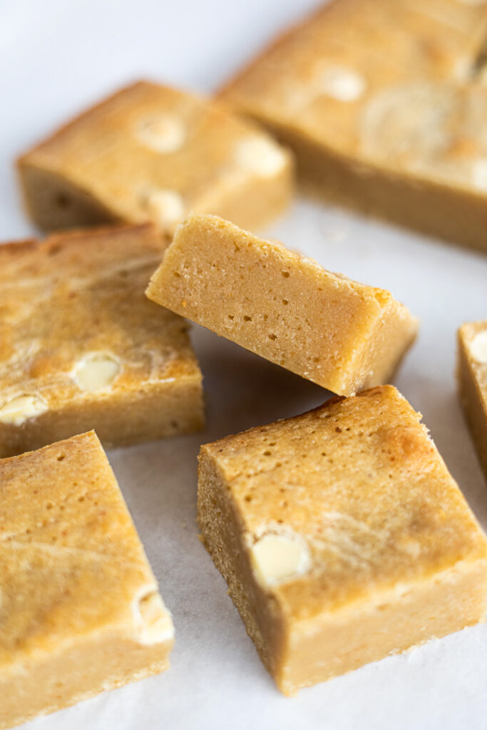 brown butterwhite chocolate blondies