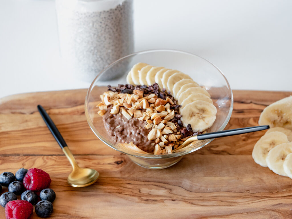 Chocolate chia pudding with Peanut butter, bananas, cacao nibs, and chopped cashews.