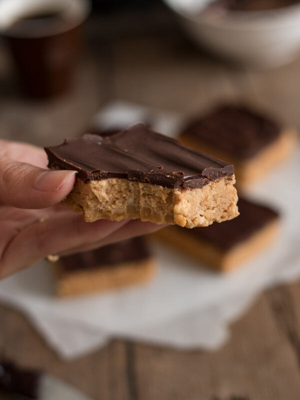 No Bake Chocolate Peanut Butter Bars